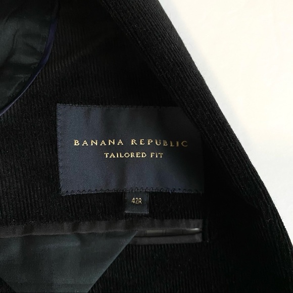 Banana Republic Corduroy Tailored Fit Blazer / Smoking Jacket - Picture 8 of 16